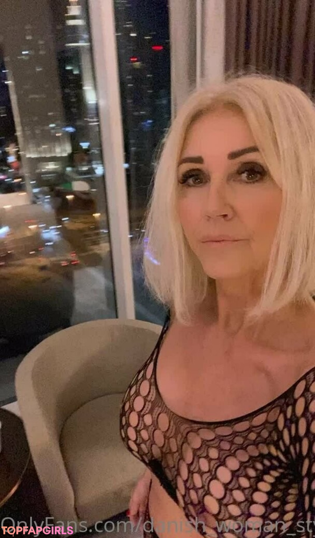 Naakte gelekte OnlyFans-foto van Danish Woman Style #110 Naakte gelekte OnlyFans-foto van Danish Woman Style #110