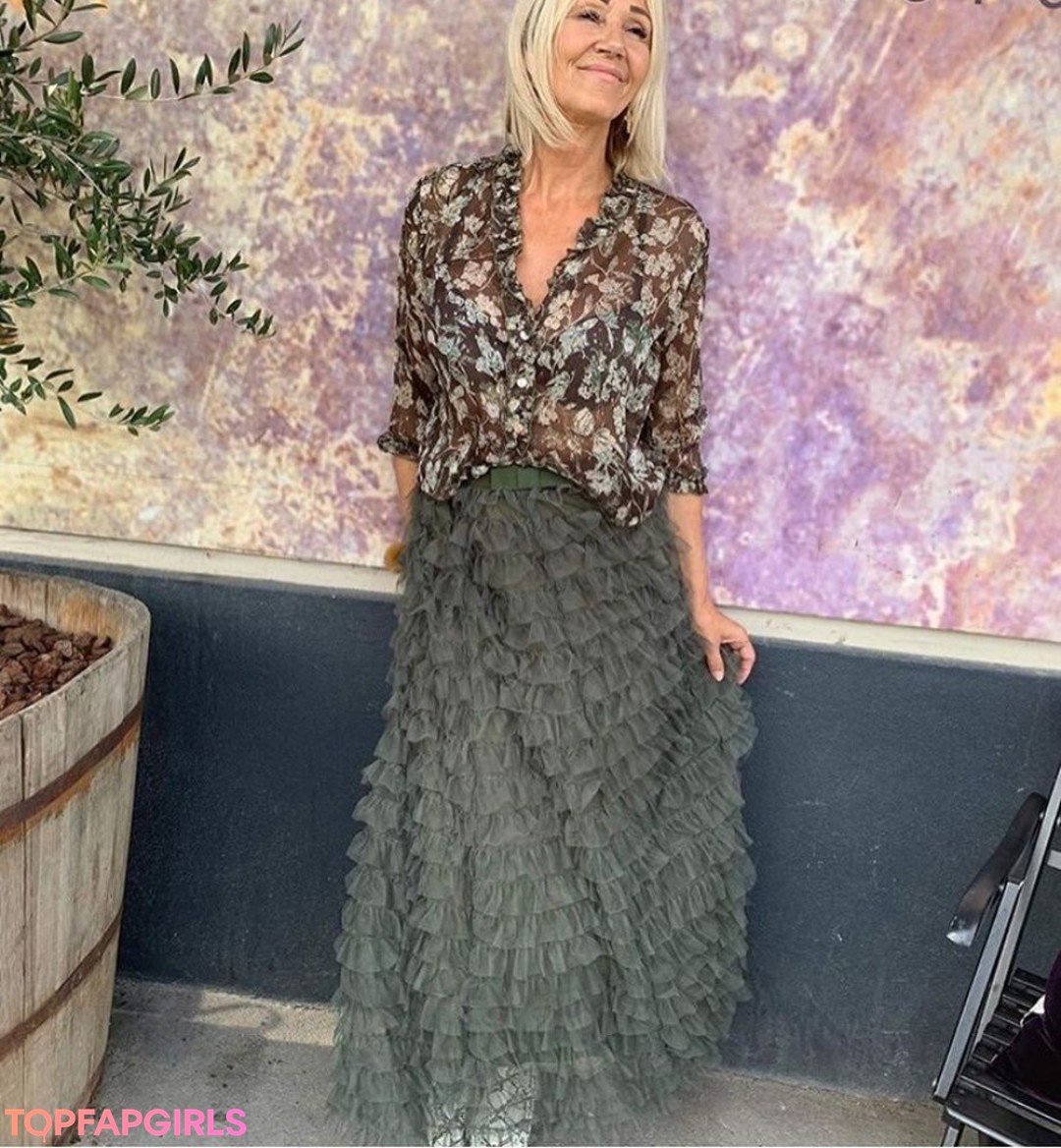 Naakte gelekte OnlyFans-foto van Danish Woman Style #406 Naakte gelekte OnlyFans-foto van Danish Woman Style #406