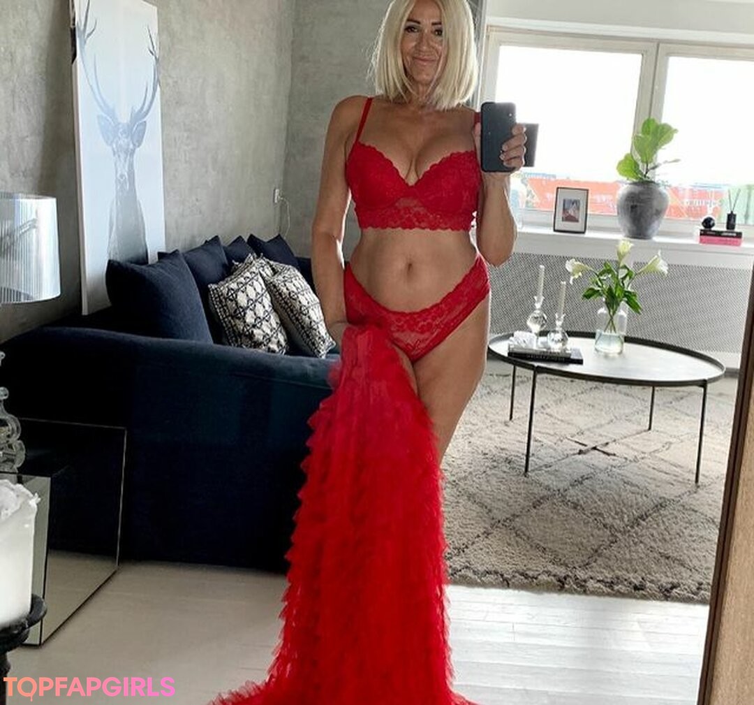 Naakte gelekte OnlyFans-foto van Danish Woman Style #462 Naakte gelekte OnlyFans-foto van Danish Woman Style #462