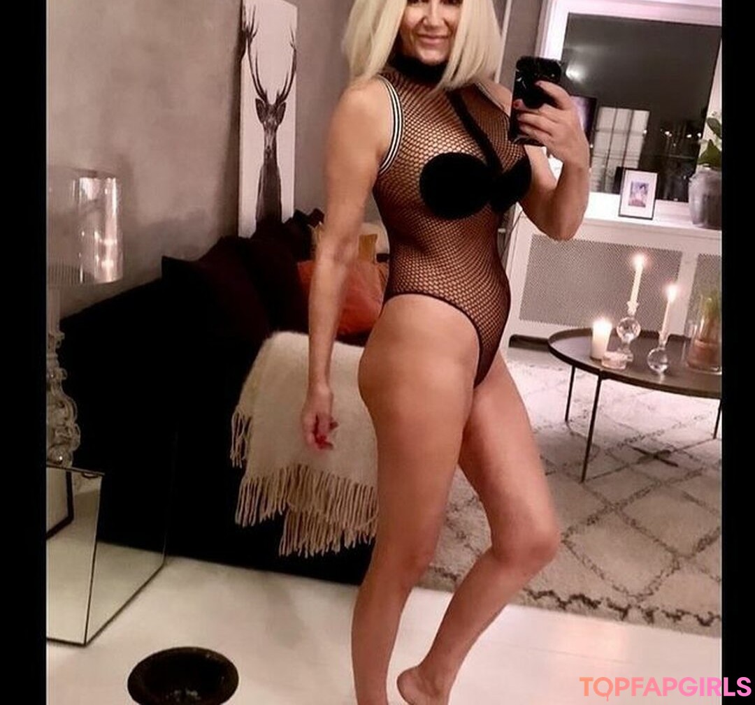 Naakte gelekte OnlyFans-foto van Danish Woman Style #483 Naakte gelekte OnlyFans-foto van Danish Woman Style #483