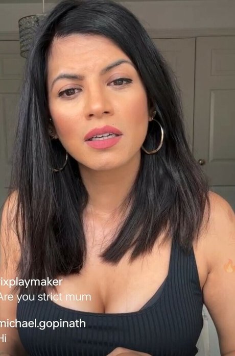 Naakte gelekte OnlyFans-foto van Sureet Kular