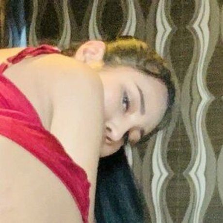Naakte gelekte OnlyFans-foto van Cartooncandy
