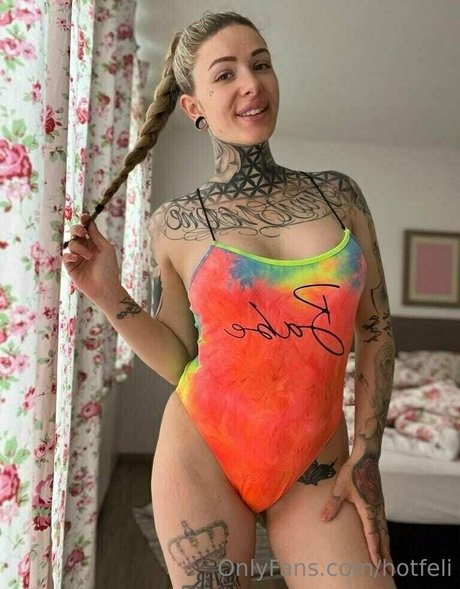 Naakte gelekte OnlyFans-foto van Hotfeli