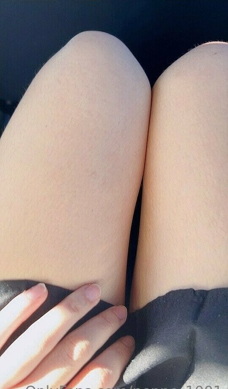 Naakte gelekte OnlyFans-foto van Nenne1001