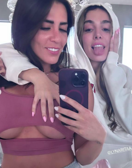Naakte gelekte OnlyFans-foto van Nathalia Santoro