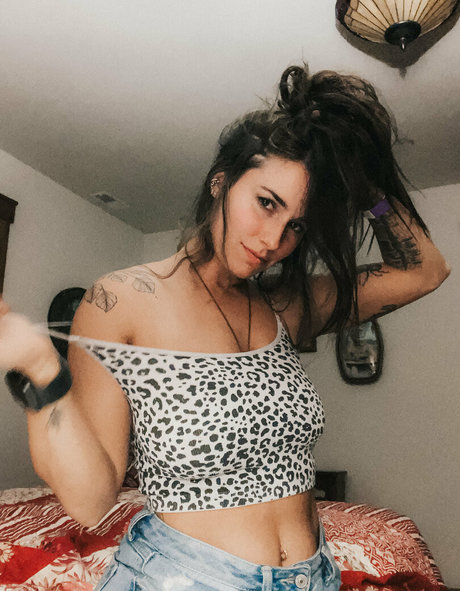 Naakte gelekte OnlyFans-foto van Jessica69day
