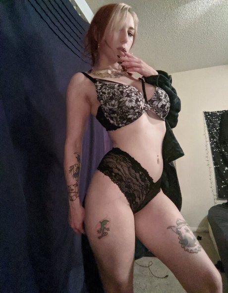 Naakte gelekte OnlyFans-foto van Thepigeonbrat