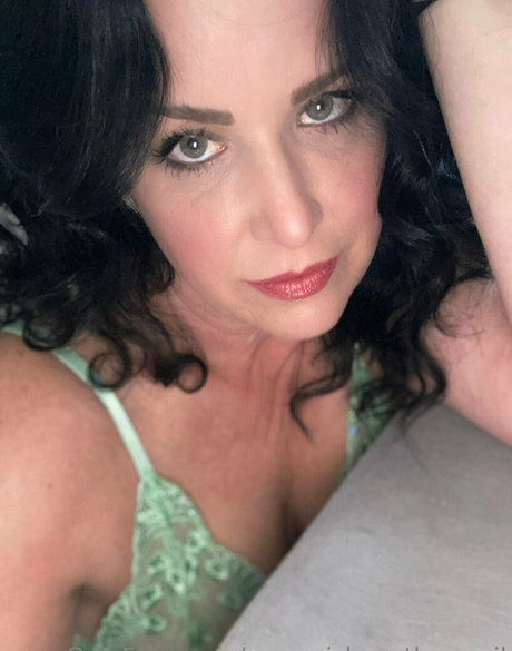 Naakte gelekte OnlyFans-foto van Evparrishsouthernmil
