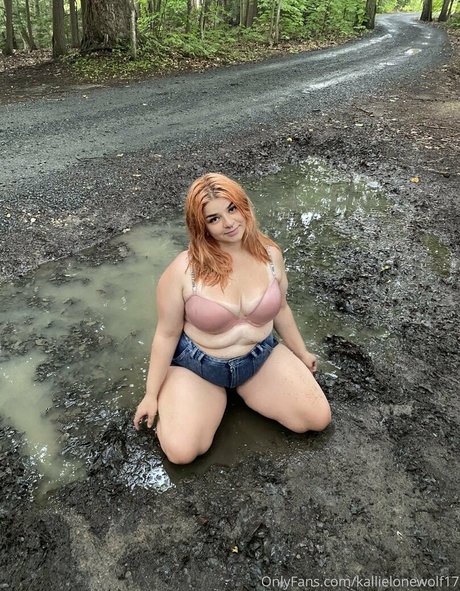 Naakte gelekte OnlyFans-foto van Kallielonewolf17