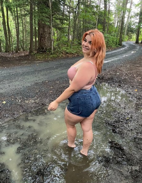 Naakte gelekte OnlyFans-foto van Kallielonewolf17