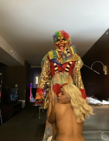 Naakte gelekte OnlyFans-foto van Gibbytheclown
