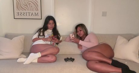 Naakte gelekte OnlyFans-foto van Teammillz