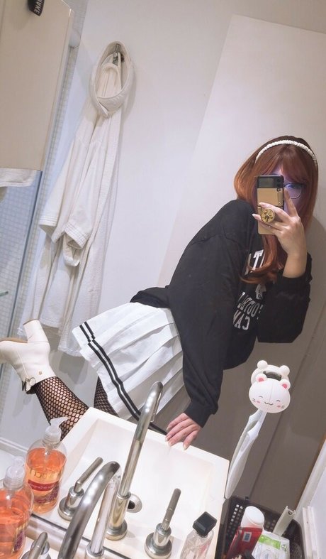 Naakte gelekte OnlyFans-foto van Nicxlinha