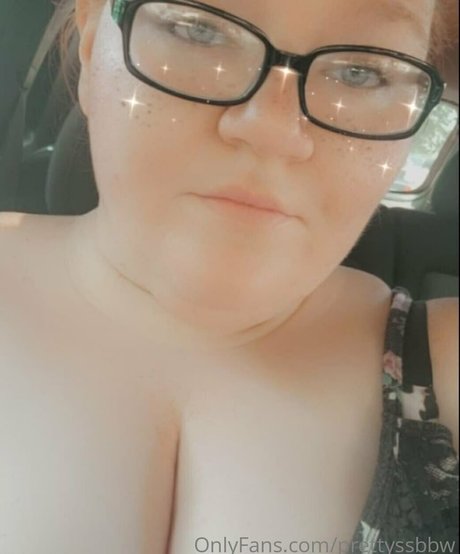 Naakte gelekte OnlyFans-foto van Prettyssbbw