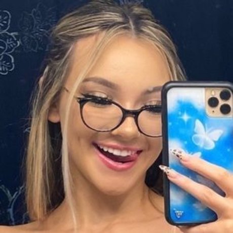 Naakte gelekte OnlyFans-foto van Milan Mirabella