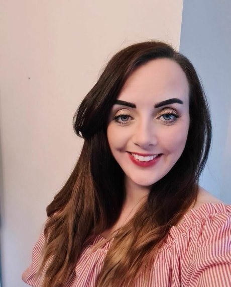 Naakte gelekte OnlyFans-foto van Ashy36
