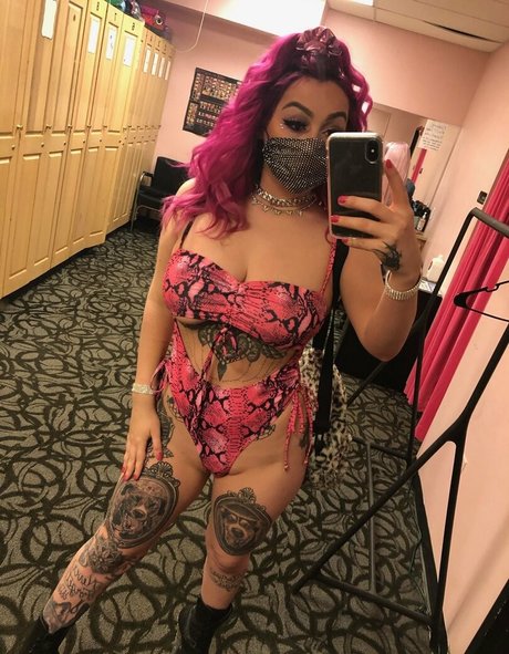 Naakte gelekte OnlyFans-foto van Nicolexgarvey
