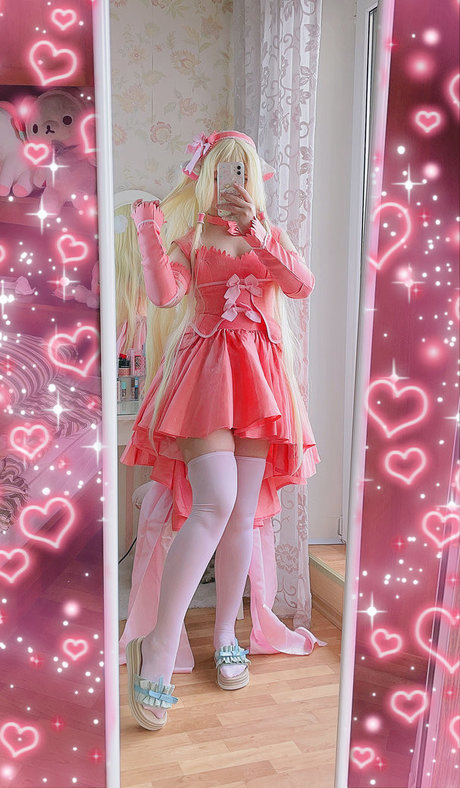Saya Scarlet