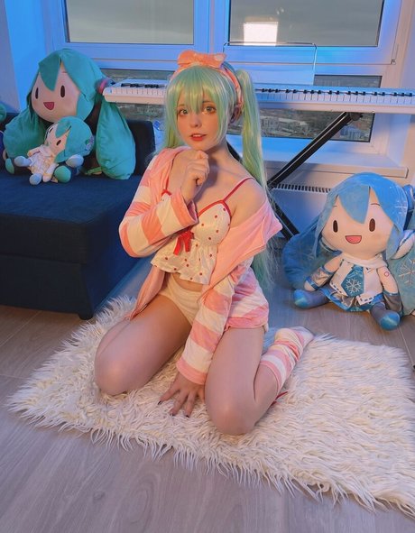 Saya Scarlet