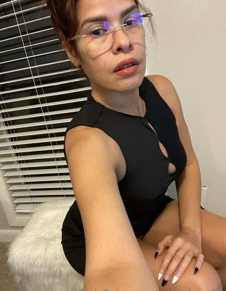 Latinafoxy69