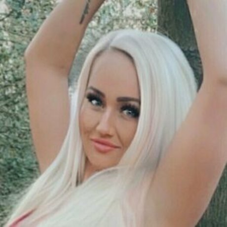 Naakte gelekte OnlyFans-foto van Missclover