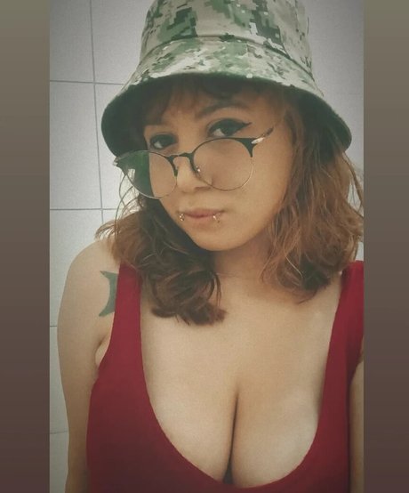 Naakte gelekte OnlyFans-foto van Lais Lisboa