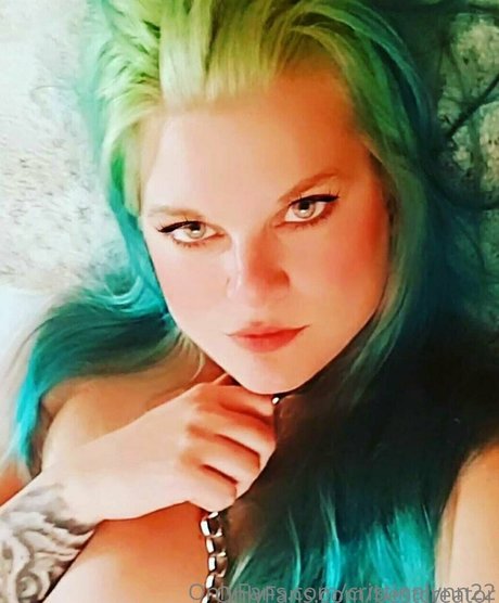Naakte gelekte OnlyFans-foto van Bestcreator