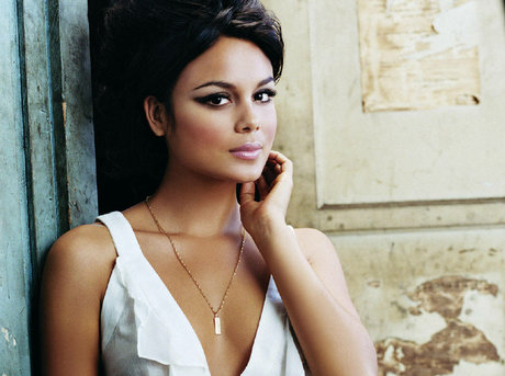 Nathalie Kelley