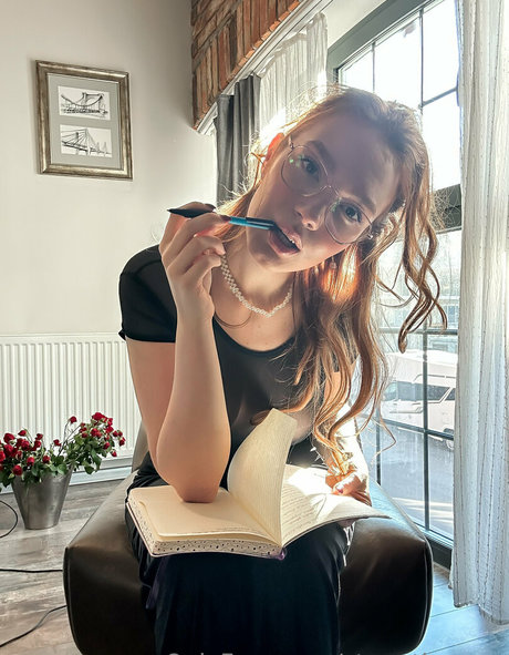 Naakte gelekte OnlyFans-foto van Stacytherapy