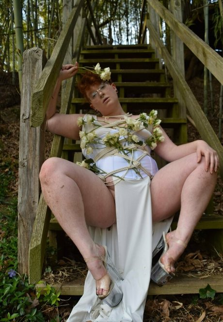 Naakte gelekte OnlyFans-foto van Sluttubus