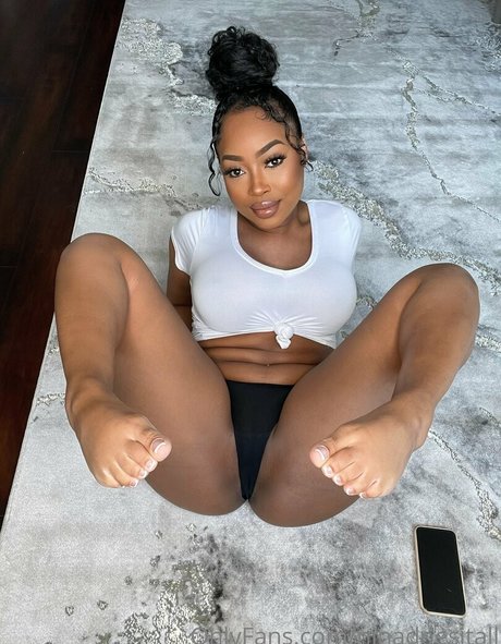 Ninadoesitall