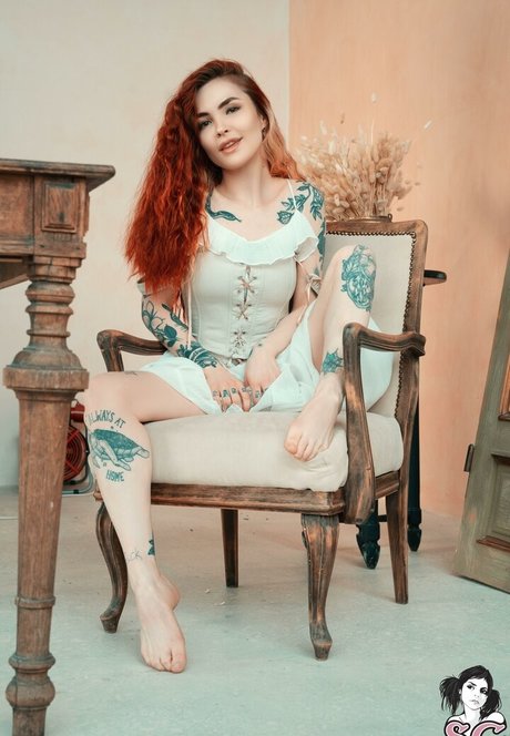 Naakte gelekte OnlyFans-foto van Alenagzhel