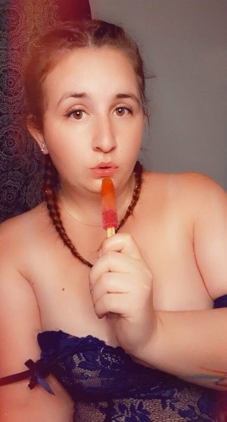 Naakte gelekte OnlyFans-foto van Sexylittlekate