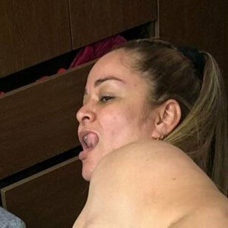 Naakte gelekte OnlyFans-foto van Kristenhill