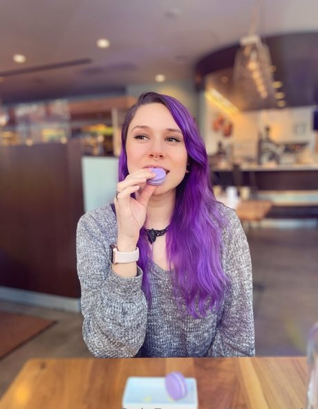 Lolaxsparks