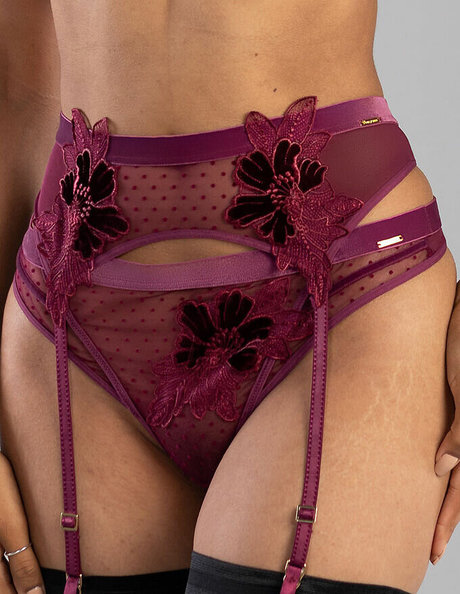 Naakte gelekte OnlyFans-foto van Nikkirai
