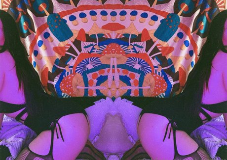 Naakte gelekte OnlyFans-foto van Orphicgoddess