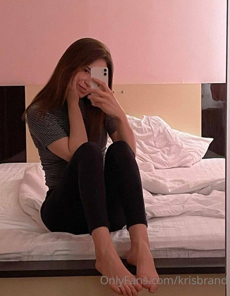 Naakte gelekte OnlyFans-foto van Krisblow