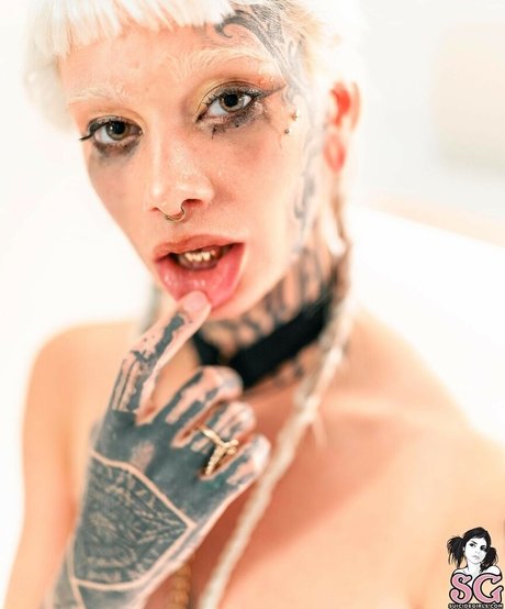 Naakte gelekte OnlyFans-foto van Numaonly