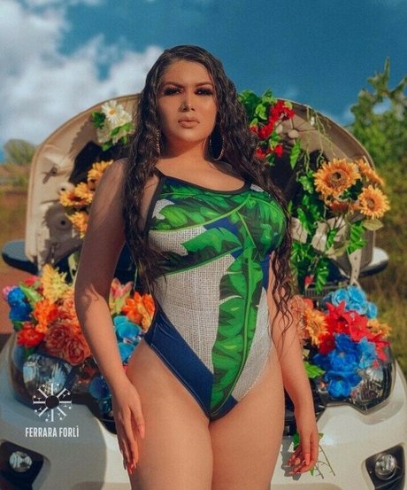 Naakte gelekte OnlyFans-foto van Luma Couttinho