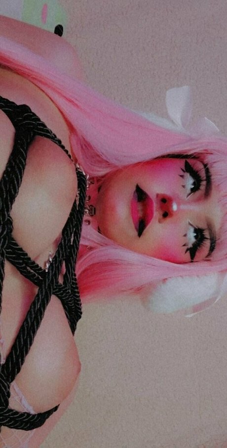 Naakte gelekte OnlyFans-foto van Braindedbby