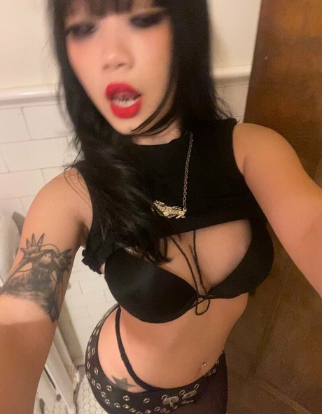 Naakte gelekte OnlyFans-foto van Vile922