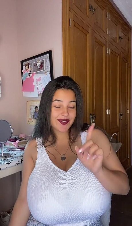 Naakte gelekte OnlyFans-foto van Anneris18