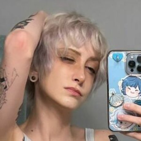 Naakte gelekte OnlyFans-foto van Putrid Cosplay