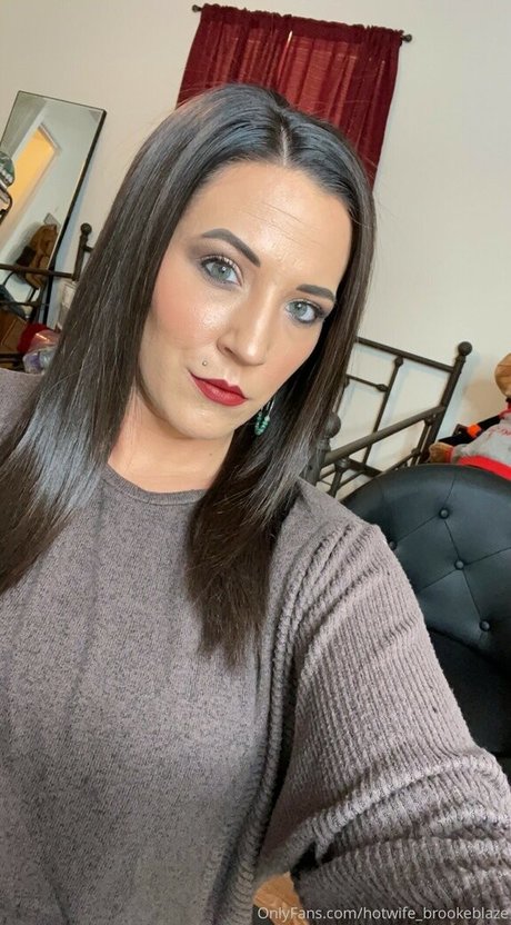 Hotwifebrookeblaze