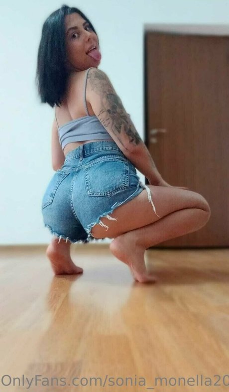 Naakte gelekte OnlyFans-foto van Soniamonella20