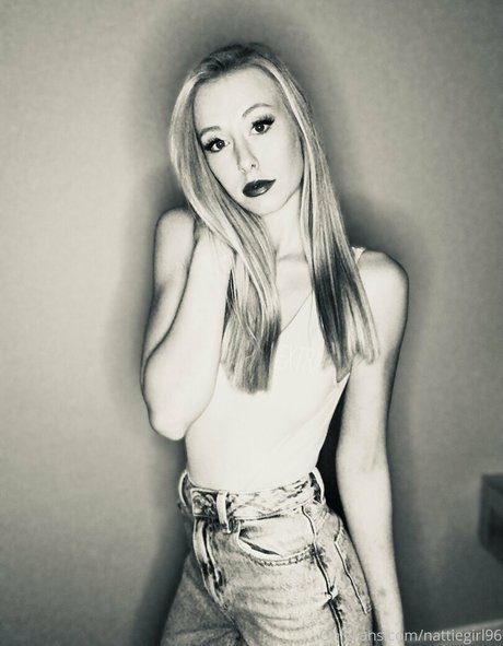 Naakte gelekte OnlyFans-foto van Nattiegirl96