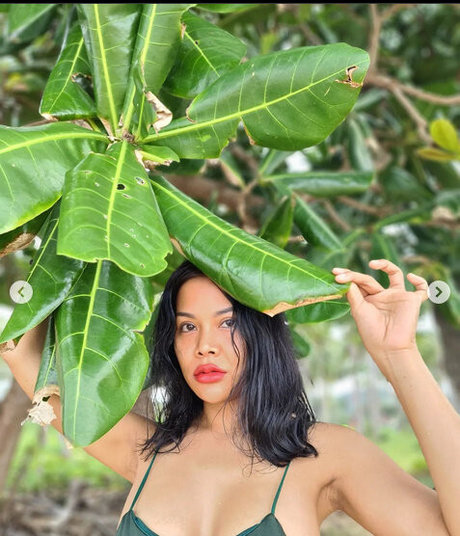 Naakte gelekte OnlyFans-foto van Janthip Arun