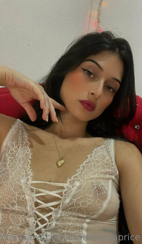 Naakte gelekte OnlyFans-foto van Christinecaprice