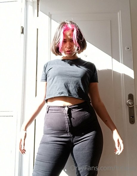 Naakte gelekte OnlyFans-foto van Hitetas